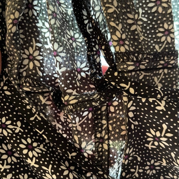 Boho Floral wrap dress with ruffle hem - Picture 10 of 10